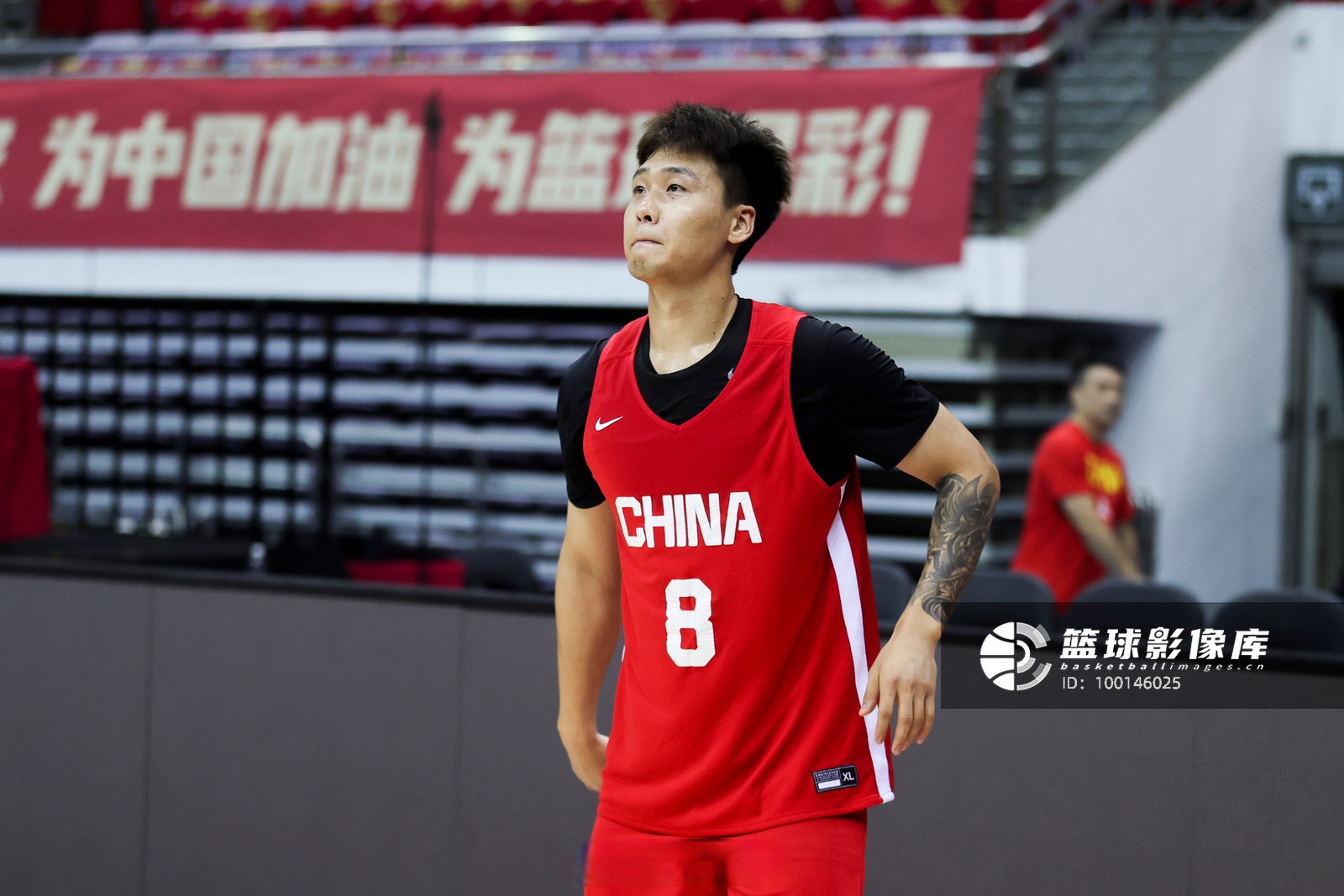 风云突变!里尔集结日队长鼓劲,CBA季后赛版图或变,质疑声仍在,临场指挥获称赞 风云突变!里尔集结日队长鼓劲,CBA季后赛版图或变,质疑声仍在,临场指挥获称赞